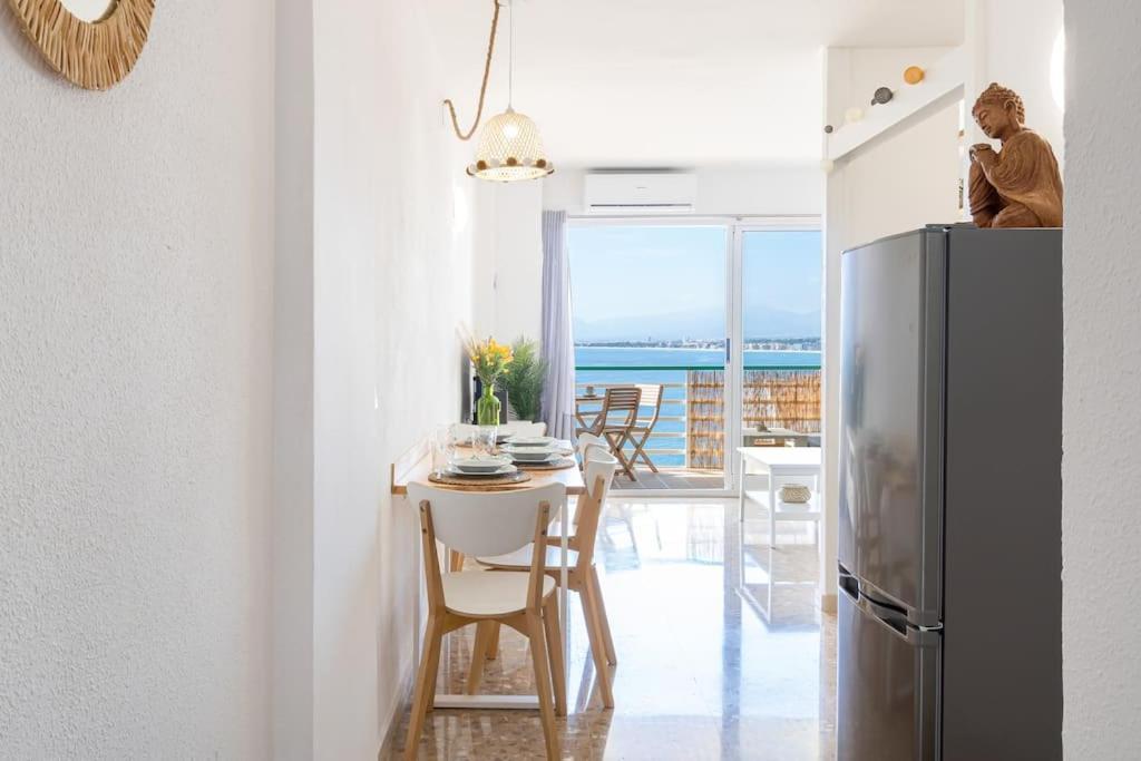 1ªlinea Mar-Piscina-Wifi-Portaventura-Luxury-Chill5 Apartment Salou Bagian luar foto